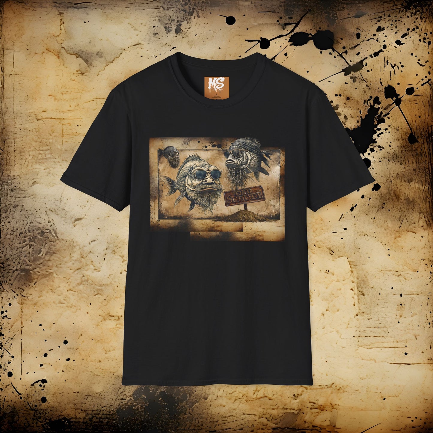 Vintage-Inspired Graphic Tee with Cool Fish Design - Perfect for Nature Lovers